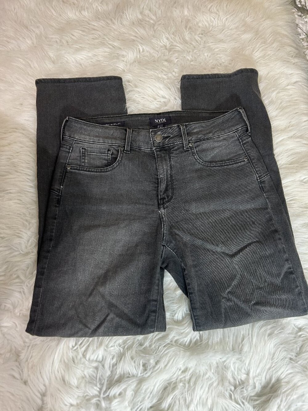 NYDJ Marilyn Uplift size 6 Straight Jeans Plus Gray Stretch Denim Lift Tuck